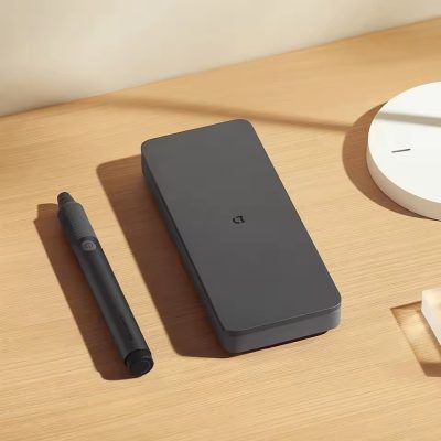نمای متفاوت از بدنه قلم حکاکی شارژی Xiaomi Mijia با کیفیت ساخت بالا